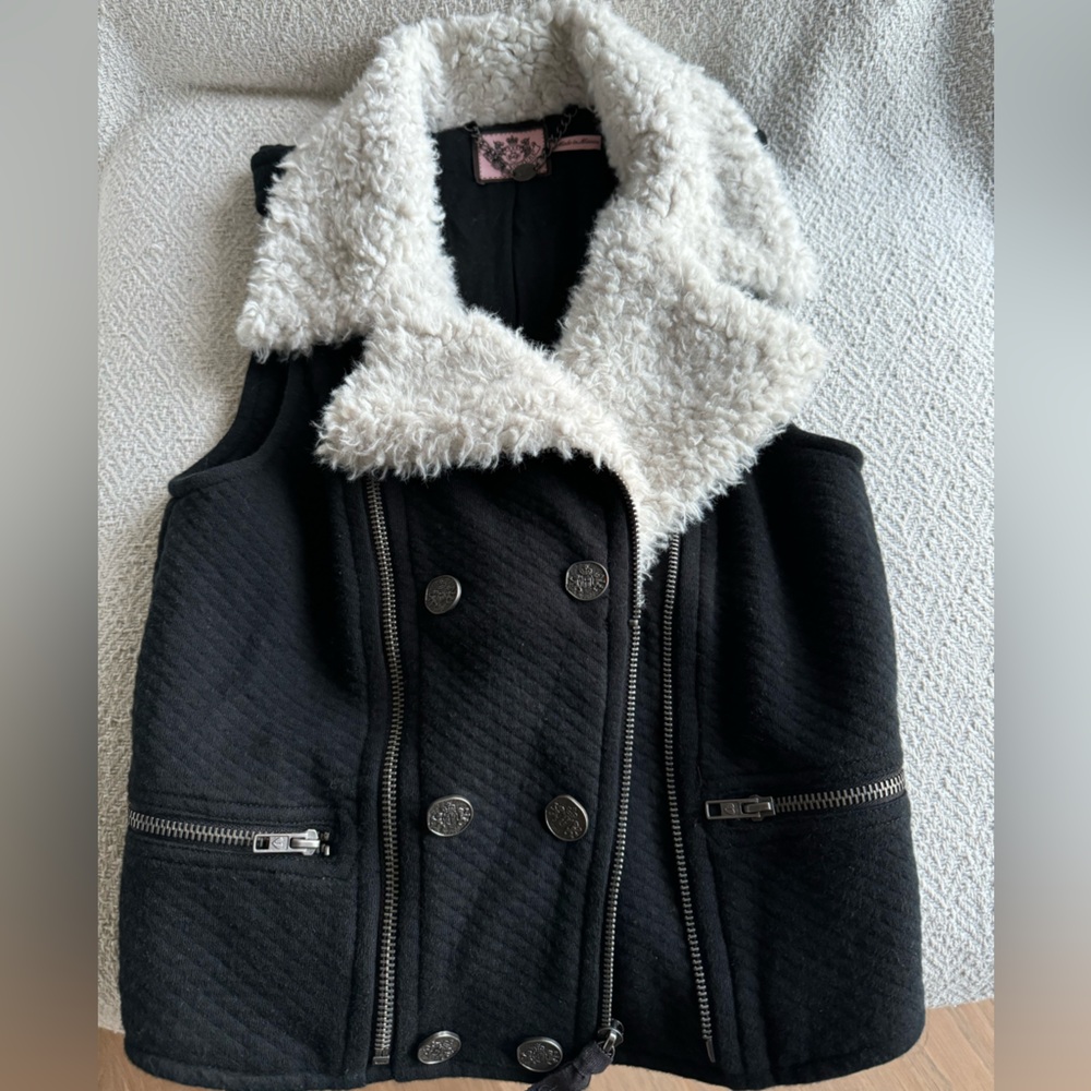 Juicy Couture Vest with faux fur collar